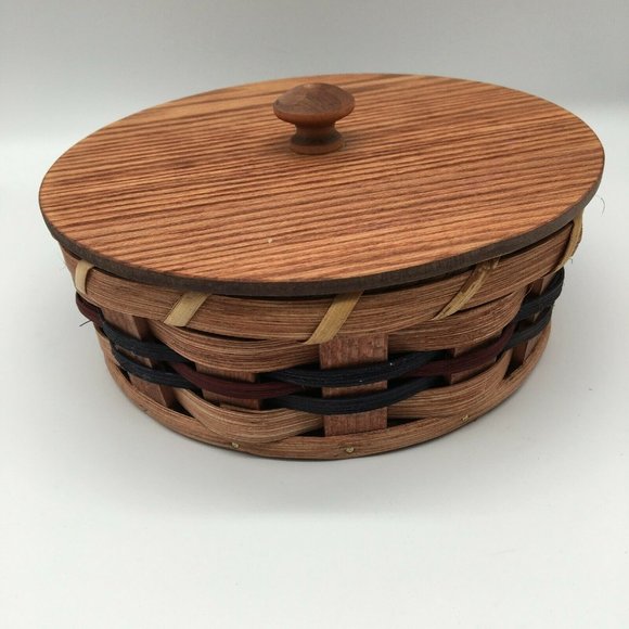 Amish Wicker Basket Handmade Dan Swartzentruber - Picture 1 of 7